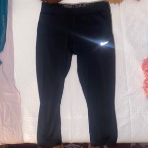 Nike dri fit crop legging